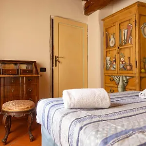 Bed & Breakfast Air Serragli, Florence
