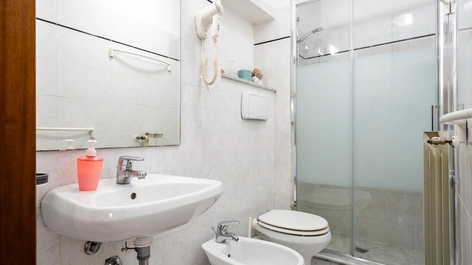 Bed & Breakfast Living Duomo Florence Italy